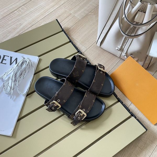 luxury designer leather ladies sandals summer flat shoes fashion beach women slipper h letter drag pool pillow designers women sandal casual, Black
luxury designer leather ladies sandals summer flat shoes fashion beach women slipper h letter drag pool pillow designers women sandal casual, Black