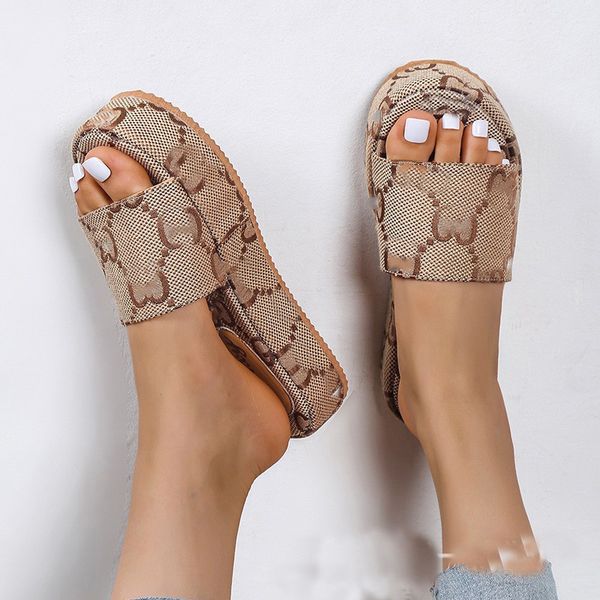 woman slippers fashion sandals beach thick bottom slipper luxury designer platform alphabet lady leather flat slides, Black
woman slippers fashion sandals beach thick bottom slipper luxury designer platform alphabet lady leather flat slides, Black