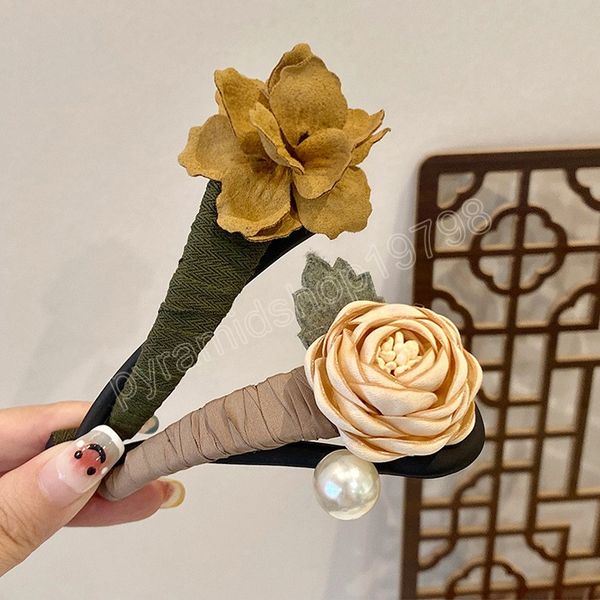 fashion pearl flower metal hair clip alloy u-clamp simple flower twister clamp hair clip hairpins hair accessories for women, Slivery;white
fashion pearl flower metal hair clip alloy u-clamp simple flower twister clamp hair clip hairpins hair accessories for women, Slivery;white