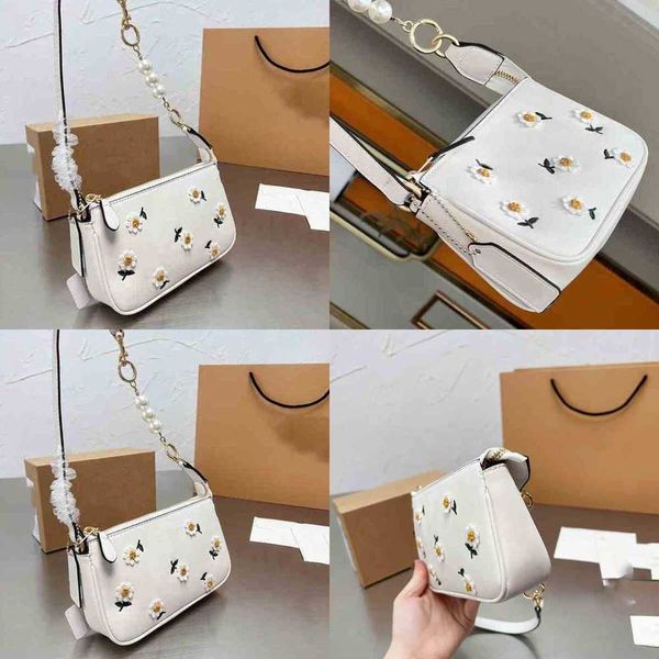 nxy evening bags totes summer vintage pearl chain women handbag shoulder leather designer crossbody embroidered three-dimensional flowers pu
nxy evening bags totes summer vintage pearl chain women handbag shoulder leather designer crossbody embroidered three-dimensional flowers pu