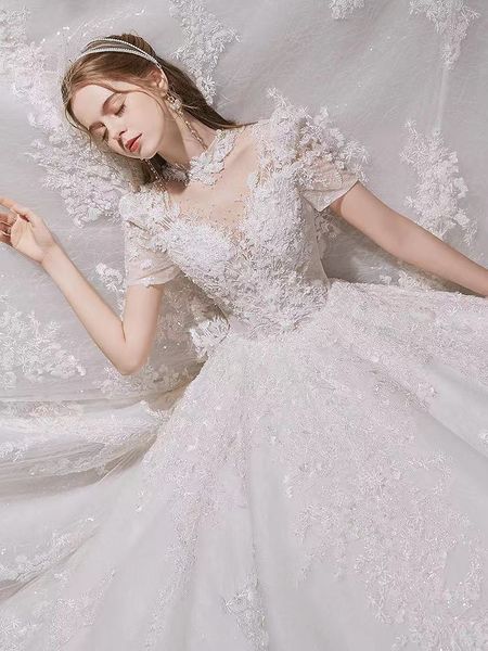 2023 white princess wedding dresses luxury appliques lace beading high neck cap short sleeve elegant wedding bridal gown new
2023 white princess wedding dresses luxury appliques lace beading high neck cap short sleeve elegant wedding bridal gown new