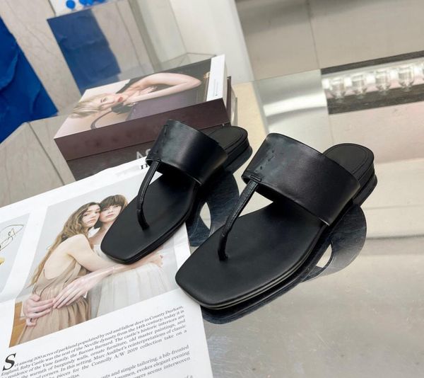 2023 luxury draply flat thong slippers slides summer fashion beach indoor flip flops leather lady women shoes ladies slippers size 35-42, Black
2023 luxury draply flat thong slippers slides summer fashion beach indoor flip flops leather lady women shoes ladies slippers size 35-42, Black
