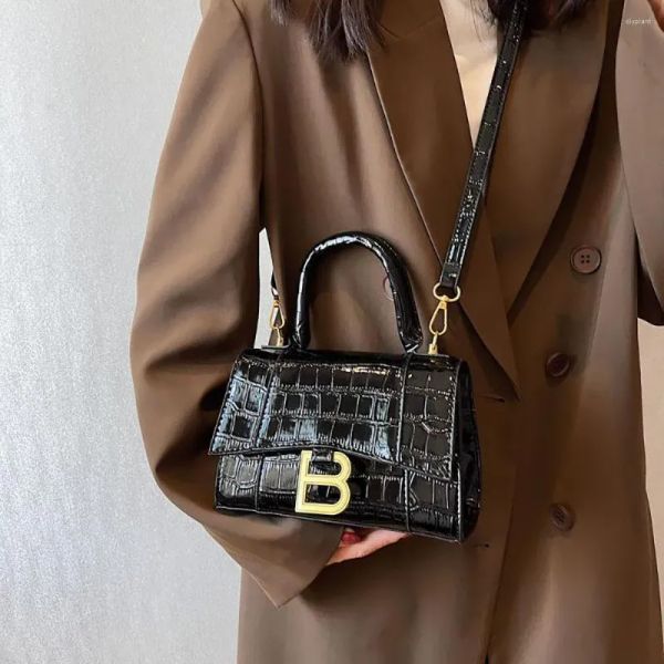 evening bags fashion exquisite shopping pu bag retro casual women totes shoulder female leather solid color chain handbag for
evening bags fashion exquisite shopping pu bag retro casual women totes shoulder female leather solid color chain handbag for