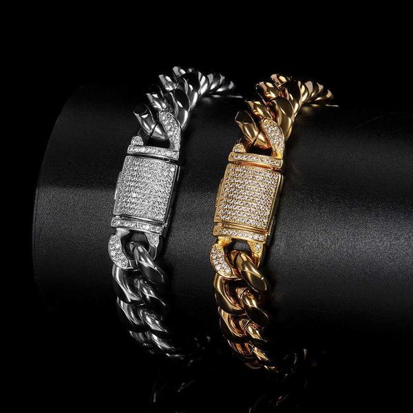 2023 new arrival hip hop titanium steel baguette bracelet 12mm cuban link zircon bracelets for men with flap buckle, Silver
2023 new arrival hip hop titanium steel baguette bracelet 12mm cuban link zircon bracelets for men with flap buckle, Silver
