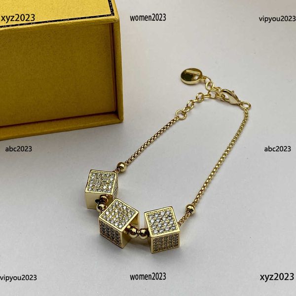 designer women bracelet fashion diamond inlaid square decoration lady jewelry charm bracelets #including box, Golden;silver
designer women bracelet fashion diamond inlaid square decoration lady jewelry charm bracelets #including box, Golden;silver