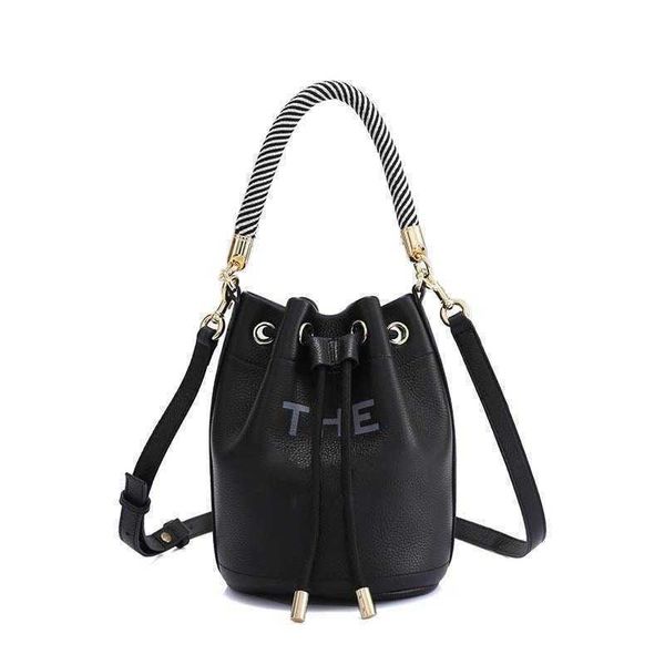 evening bags drawstring marc tote bag women leather totes letter print designer bag fashion all-match shopper shoulder bag leather purse han
evening bags drawstring marc tote bag women leather totes letter print designer bag fashion all-match shopper shoulder bag leather purse han
