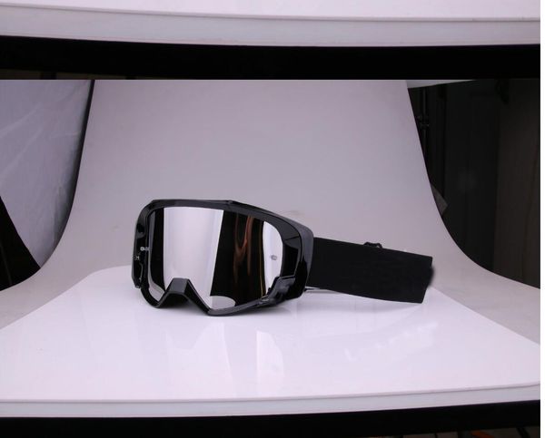 summer man sport cycling fashion sunglasses wrap women driving wrap glasses riding wind cool outdoors beach cycling big frame eyewea becah s, White;black
summer man sport cycling fashion sunglasses wrap women driving wrap glasses riding wind cool outdoors beach cycling big frame eyewea becah s, White;black