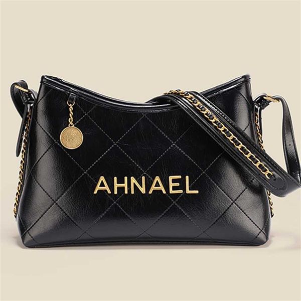 advanced lingge chain single shoulder oblique straddle tote bag for women's 2023 new large capacity commuter bag 85% outlet wholesale
advanced lingge chain single shoulder oblique straddle tote bag for women's 2023 new large capacity commuter bag 85% outlet wholesale