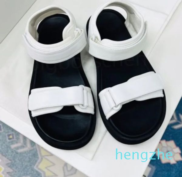 designer the row sandals french lady leather toe clip square kitten heel luxury casual comfortable outdoor party slippers 0ut4, Black 
designer the row sandals french lady leather toe clip square kitten heel luxury casual comfortable outdoor party slippers 0ut4, Black