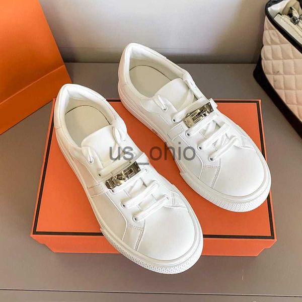 dress shoes fashion brand classic design ladies british dress shoes 2022 trend women metal buckle leather business casual peas shoes loafers, Black
dress shoes fashion brand classic design ladies british dress shoes 2022 trend women metal buckle leather business casual peas shoes loafers, Black