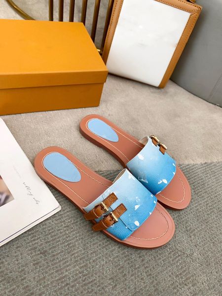 luxury designer lock it flat mule slippers designer womens sandals leather ladies dauphine casual slipper flip flops scuffs large size 35-41, Black
luxury designer lock it flat mule slippers designer womens sandals leather ladies dauphine casual slipper flip flops scuffs large size 35-41, Black