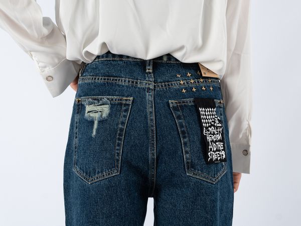 ksubi europe and the united states ks high waist straight barrel outside slit design dark blue denim pants woman
ksubi europe and the united states ks high waist straight barrel outside slit design dark blue denim pants woman