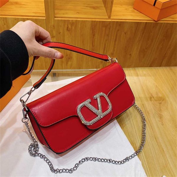 women's bag 2023 spring new elegant small square bag fresh and sweet small wind one shoulder chain women's bag 70% clearance outle
women's bag 2023 spring new elegant small square bag fresh and sweet small wind one shoulder chain women's bag 70% clearance outle