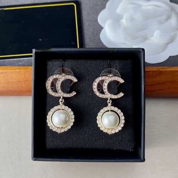 fashion stud jewelry designers luxury ccity earrings orecchini womens earring trendy gold letter c earrings 9434, Golden;silver
fashion stud jewelry designers luxury ccity earrings orecchini womens earring trendy gold letter c earrings 9434, Golden;silver