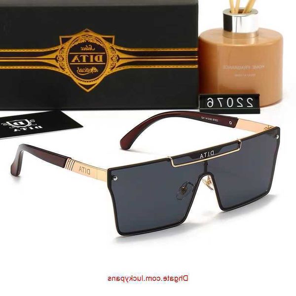 fashion sunglasses men and women sunglasses travel leisure dita sunglasses t22076 8tef, White;black
fashion sunglasses men and women sunglasses travel leisure dita sunglasses t22076 8tef, White;black