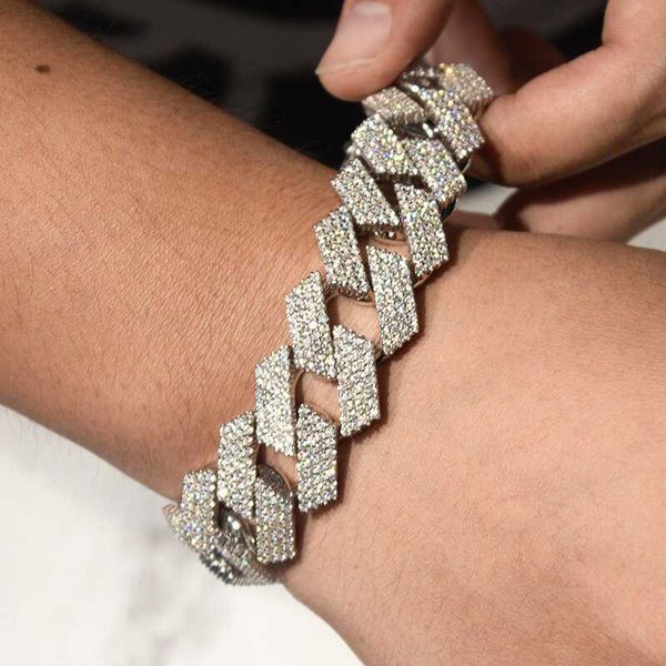 hip hop rapper men cuban chain 20mm 4 rows flowers setting moissanite iced out cuban chain bracelet, Silver
hip hop rapper men cuban chain 20mm 4 rows flowers setting moissanite iced out cuban chain bracelet, Silver