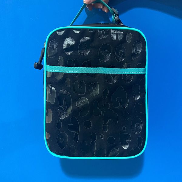 nylon material ice pack lunch bag cowhide leopard cooler box with handle casserole carrier domil1062309
nylon material ice pack lunch bag cowhide leopard cooler box with handle casserole carrier domil1062309