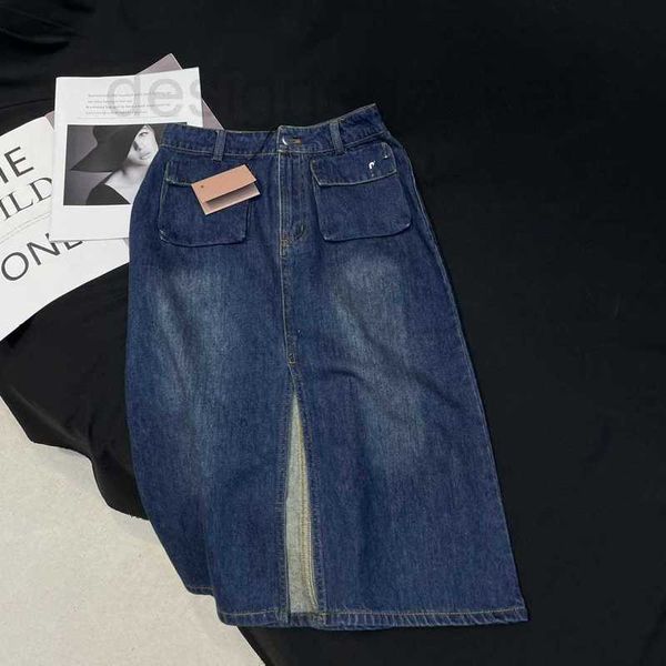 skirts designer 23 spring/summer new commuter style simple and fashionable 3d pocket print letter high waist split denim half skirt 2nej, Black
skirts designer 23 spring/summer new commuter style simple and fashionable 3d pocket print letter high waist split denim half skirt 2nej, Black