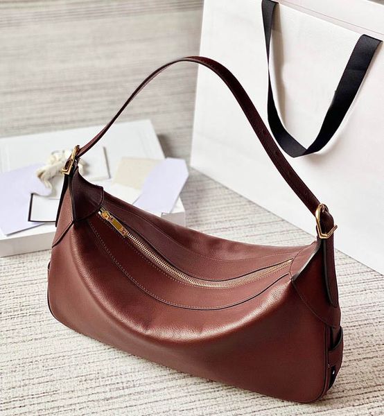 large romy bag in supple calfskin designer bags hobo handbag women fashion underarm shoulder bag crossbody vintage purse zipped closure
large romy bag in supple calfskin designer bags hobo handbag women fashion underarm shoulder bag crossbody vintage purse zipped closure