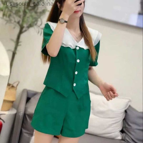 women's leisure outfits fashion office korean version clothes 2023 summer new large size crop shorts two piece set for women l230522, White;black
women's leisure outfits fashion office korean version clothes 2023 summer new large size crop shorts two piece set for women l230522, White;black