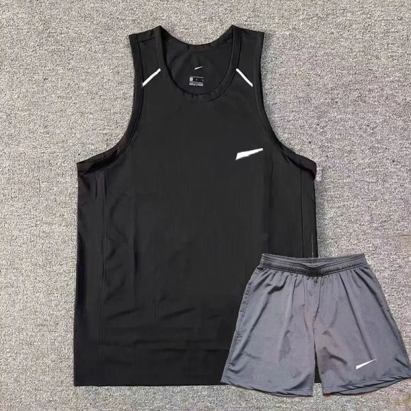 men's tracksuit t shirt tracksuit men luxury tracksuit designers mens womens tshirts tracksuit jogger sportswear summer sweatpants pull, Gray
men's tracksuit t shirt tracksuit men luxury tracksuit designers mens womens tshirts tracksuit jogger sportswear summer sweatpants pull, Gray