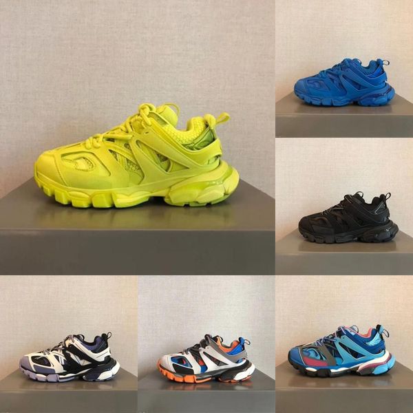 3.0 tess s sneakers paris men women triple white black pink grey beige orange blueplatform tracks 3 18ss sport sneaker designers casual shoe
3.0 tess s sneakers paris men women triple white black pink grey beige orange blueplatform tracks 3 18ss sport sneaker designers casual shoe