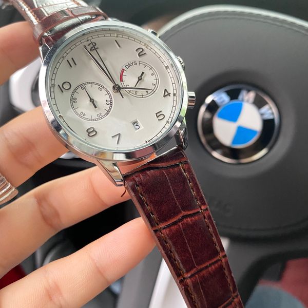2023 men's watch designer watch chronograph quartz watch casual watch stainless steel strap 45mm dial waterproof watch with case, Slivery;brown
2023 men's watch designer watch chronograph quartz watch casual watch stainless steel strap 45mm dial waterproof watch with case, Slivery;brown