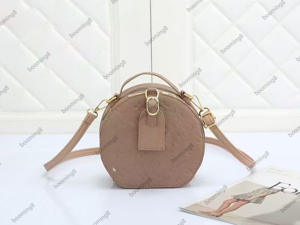 luxury designer high-quality shoulder bag handbag wallet women's handbag crossbody letter classic brand messenger wallet
luxury designer high-quality shoulder bag handbag wallet women's handbag crossbody letter classic brand messenger wallet