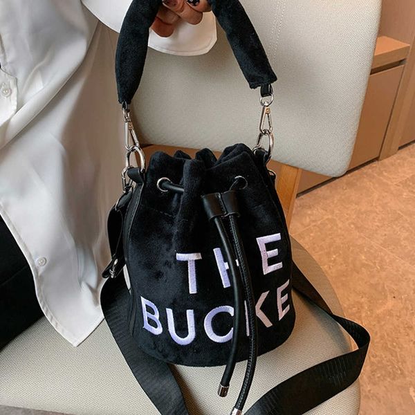 totes luxury velvet the bucket bag candy color women's handbags designer brands plush shoulder crossbody bag letter drawstring tote
totes luxury velvet the bucket bag candy color women's handbags designer brands plush shoulder crossbody bag letter drawstring tote
