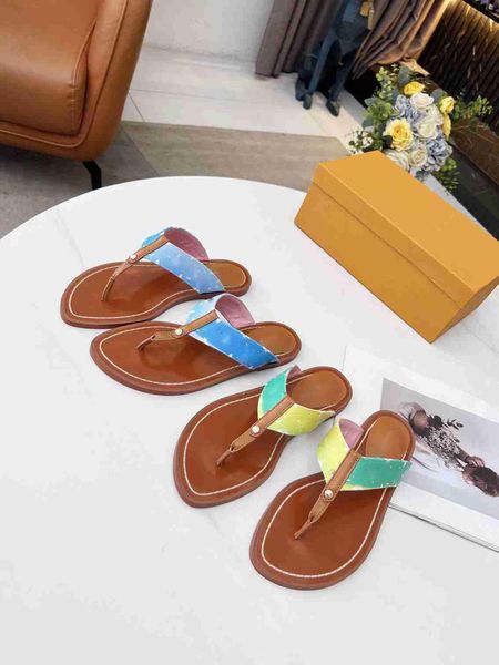 2023 flat girl studs slide slippers flip flop women leather thong sunny designer lady letter printed canvas strap rubber shoes size 35-45, Black
2023 flat girl studs slide slippers flip flop women leather thong sunny designer lady letter printed canvas strap rubber shoes size 35-45, Black