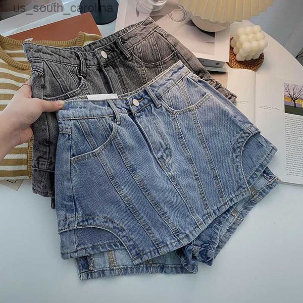 2023 summer women's blue black shorts new fashion high waist spliced solid color irregular a-line wide leg denim shorts female l230522, White;black
2023 summer women's blue black shorts new fashion high waist spliced solid color irregular a-line wide leg denim shorts female l230522, White;black