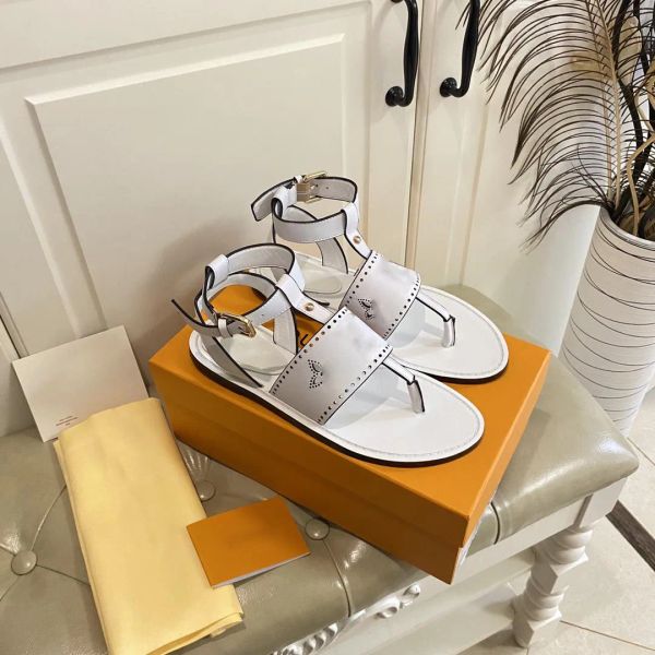 casual shoes luxury flat sandals 1a9rjk slides white black brown perforated calfleather wide front strap engraved buckle slippers size 35-42
casual shoes luxury flat sandals 1a9rjk slides white black brown perforated calfleather wide front strap engraved buckle slippers size 35-42
