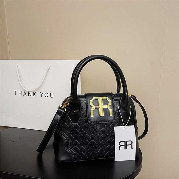 2023 new handbag single shoulder bag women's fashion texture small square bag crossbody chain trend versatile bag 70% clearance outlet
2023 new handbag single shoulder bag women's fashion texture small square bag crossbody chain trend versatile bag 70% clearance outlet