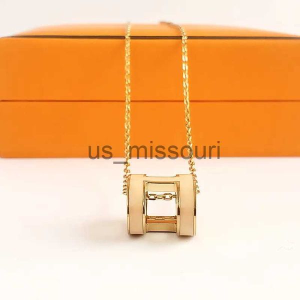 pendant necklaces luxury designer classic h pendant necklaces women stainless steel 18k gold chain letter necklace jewelry j230612, Silver
pendant necklaces luxury designer classic h pendant necklaces women stainless steel 18k gold chain letter necklace jewelry j230612, Silver