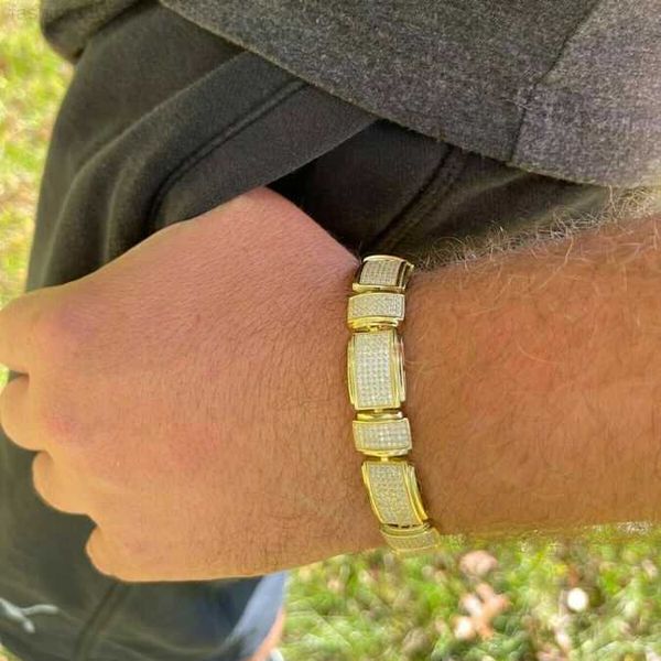 hip hop men 925 sterling silver 12mm moissanite hand setting iced out moissanite cuban bracelet
hip hop men 925 sterling silver 12mm moissanite hand setting iced out moissanite cuban bracelet