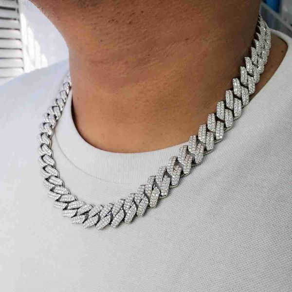 fashion 925 sterling silver 12mm moissanite diamond iced out hip hop jewelry moissanite cuban link chain
fashion 925 sterling silver 12mm moissanite diamond iced out hip hop jewelry moissanite cuban link chain