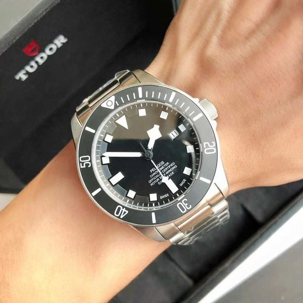 designer men pelagos movement watch luxury watches 49o2h with mechanical movement uhr montre de luxe include box, Slivery;brown
designer men pelagos movement watch luxury watches 49o2h with mechanical movement uhr montre de luxe include box, Slivery;brown