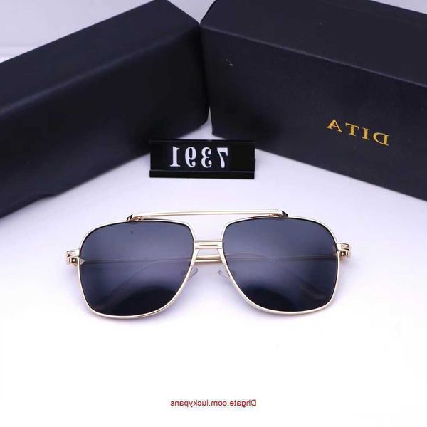 sunglasses dita men's and women's same style fashion metal frame eyeglass riding tour vacation sunglasses 7391 c4nz, White;black
sunglasses dita men's and women's same style fashion metal frame eyeglass riding tour vacation sunglasses 7391 c4nz, White;black
