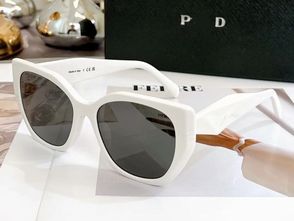 fashion designer sunglasses classic eyeglasses goggle outdoor beach sun glasses for man woman 3 color optional, White;black
fashion designer sunglasses classic eyeglasses goggle outdoor beach sun glasses for man woman 3 color optional, White;black