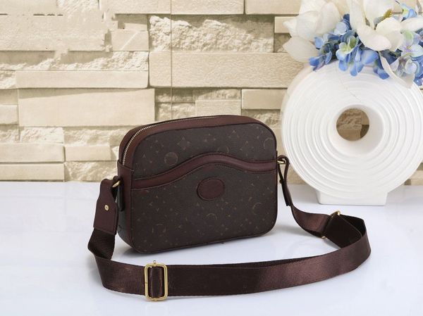 l men shoulder crossbody bag postman bagss man briefcase leather luxurys designer handbag tote messenger bags wallet satchel hand bag wallet
l men shoulder crossbody bag postman bagss man briefcase leather luxurys designer handbag tote messenger bags wallet satchel hand bag wallet