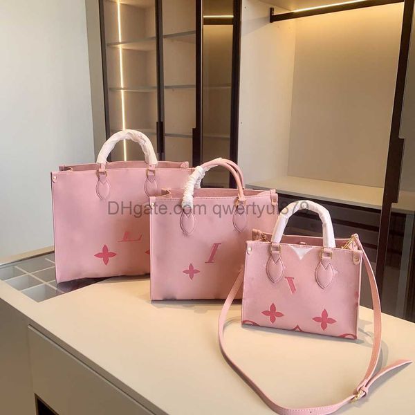 fashion designer bags tote bag womens purses and handbags the tote bag shoulder bag crossbody bag tote bags embossing high end original mate
fashion designer bags tote bag womens purses and handbags the tote bag shoulder bag crossbody bag tote bags embossing high end original mate