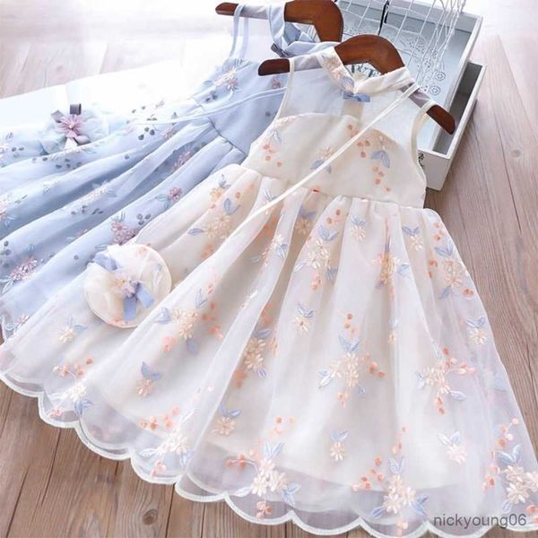 girl's dresses new summer girls embroidered dress cheongsam children's retro baby kids clothes r230612, Red;yellow
girl's dresses new summer girls embroidered dress cheongsam children's retro baby kids clothes r230612, Red;yellow