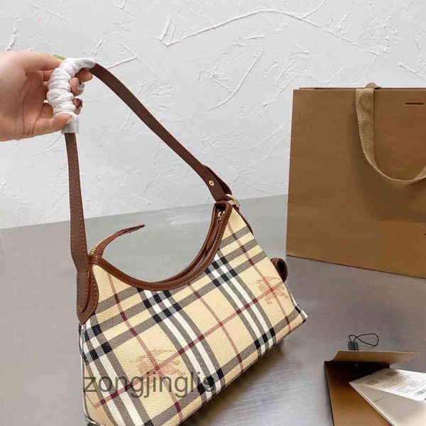 spring bag burbreryes and summer versatile war horse lattice underarm shoulder bjts
spring bag burbreryes and summer versatile war horse lattice underarm shoulder bjts