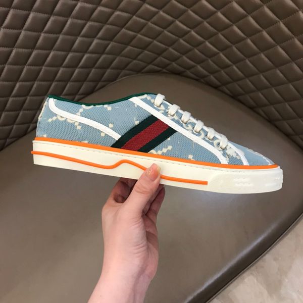 2023 tennis 1977 canvas casual shoes luxurys designer womens shoe italy green and red web stripe rubber sole for stretch cotton low platform, Black
2023 tennis 1977 canvas casual shoes luxurys designer womens shoe italy green and red web stripe rubber sole for stretch cotton low platform, Black