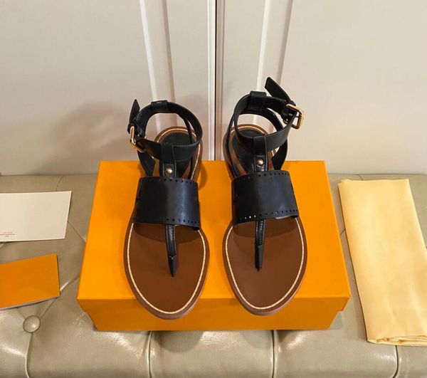 women designer horizon flat 1a9rjk sandals slides white black brown perforated calf leather wide front strap engraved buckle slippers
women designer horizon flat 1a9rjk sandals slides white black brown perforated calf leather wide front strap engraved buckle slippers