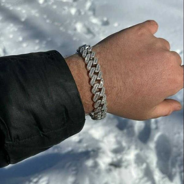18mm baguette cuban bracelet hip hop iced baguette cuban bracelet moissanite diamond, Silver
18mm baguette cuban bracelet hip hop iced baguette cuban bracelet moissanite diamond, Silver