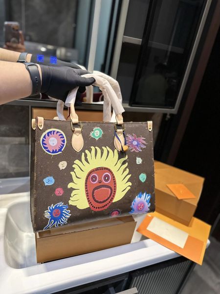 genuine leather fashion luxury yayoi kusama classic handbags women leather crossbody shoulder bags
genuine leather fashion luxury yayoi kusama classic handbags women leather crossbody shoulder bags