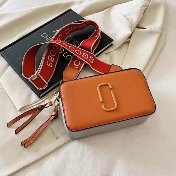 designer bag luxury snapsshoulder bag fashion womens mens ladies handbag famous camera bags small crossbody purse women messenger bag, Red;black
designer bag luxury snapsshoulder bag fashion womens mens ladies handbag famous camera bags small crossbody purse women messenger bag, Red;black