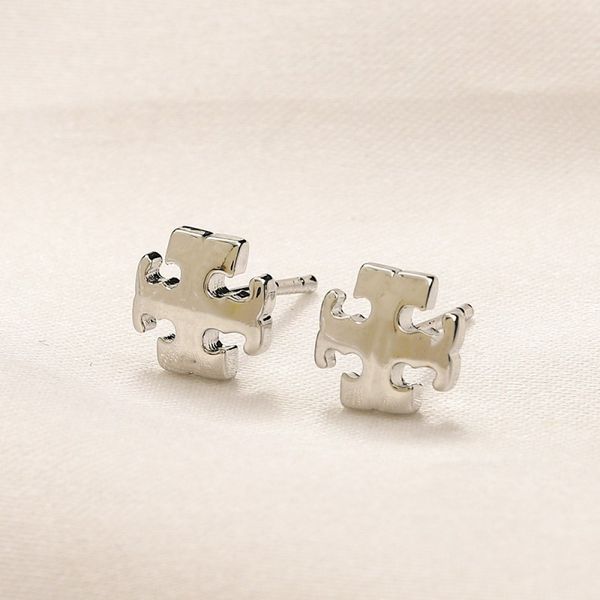 fashion stud earrings 18k gold plated designers brand earrings designer letter ear stud women crystal pearl geometric earring wedding party, Golden;silver
fashion stud earrings 18k gold plated designers brand earrings designer letter ear stud women crystal pearl geometric earring wedding party, Golden;silver