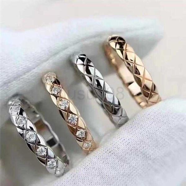 band rings s925 sterling silver diamond band rings for women luxury shining crystal stone designer ring wedding jewelry aaa168 j230612
band rings s925 sterling silver diamond band rings for women luxury shining crystal stone designer ring wedding jewelry aaa168 j230612